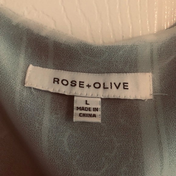 Pretty sleeveless blouse - Picture 3 of 4